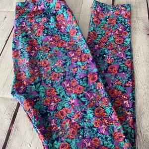 LuLaRoe women’s leggings, One Size. Super soft